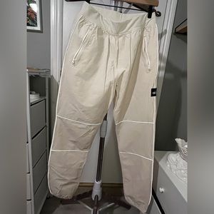 COPY - ALO Yoga Track Pant
